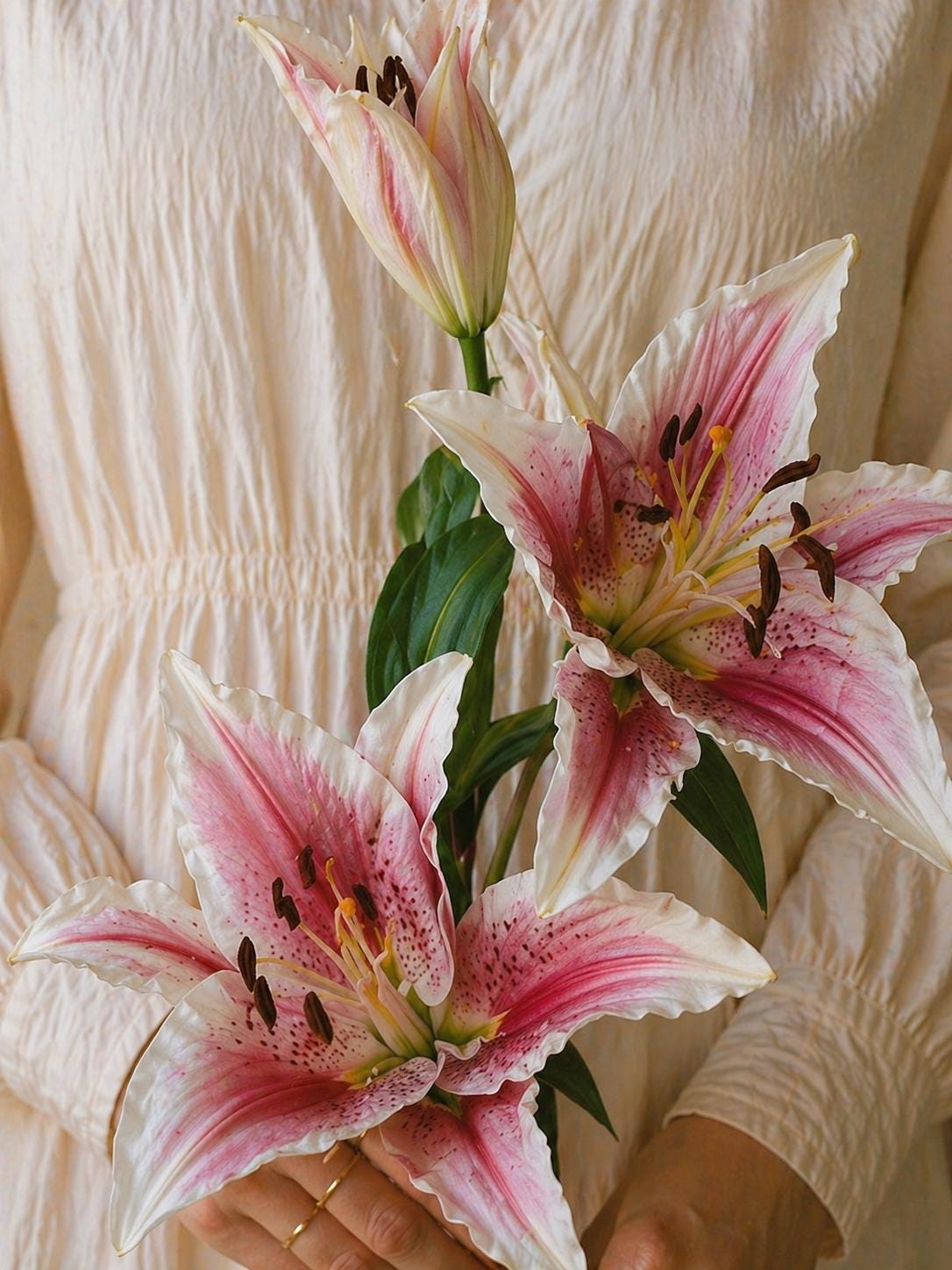 Real Touch Lily Stem, Lifelike Silk Flowers, Wedding Centerpieces, Home Decoration Arrangement