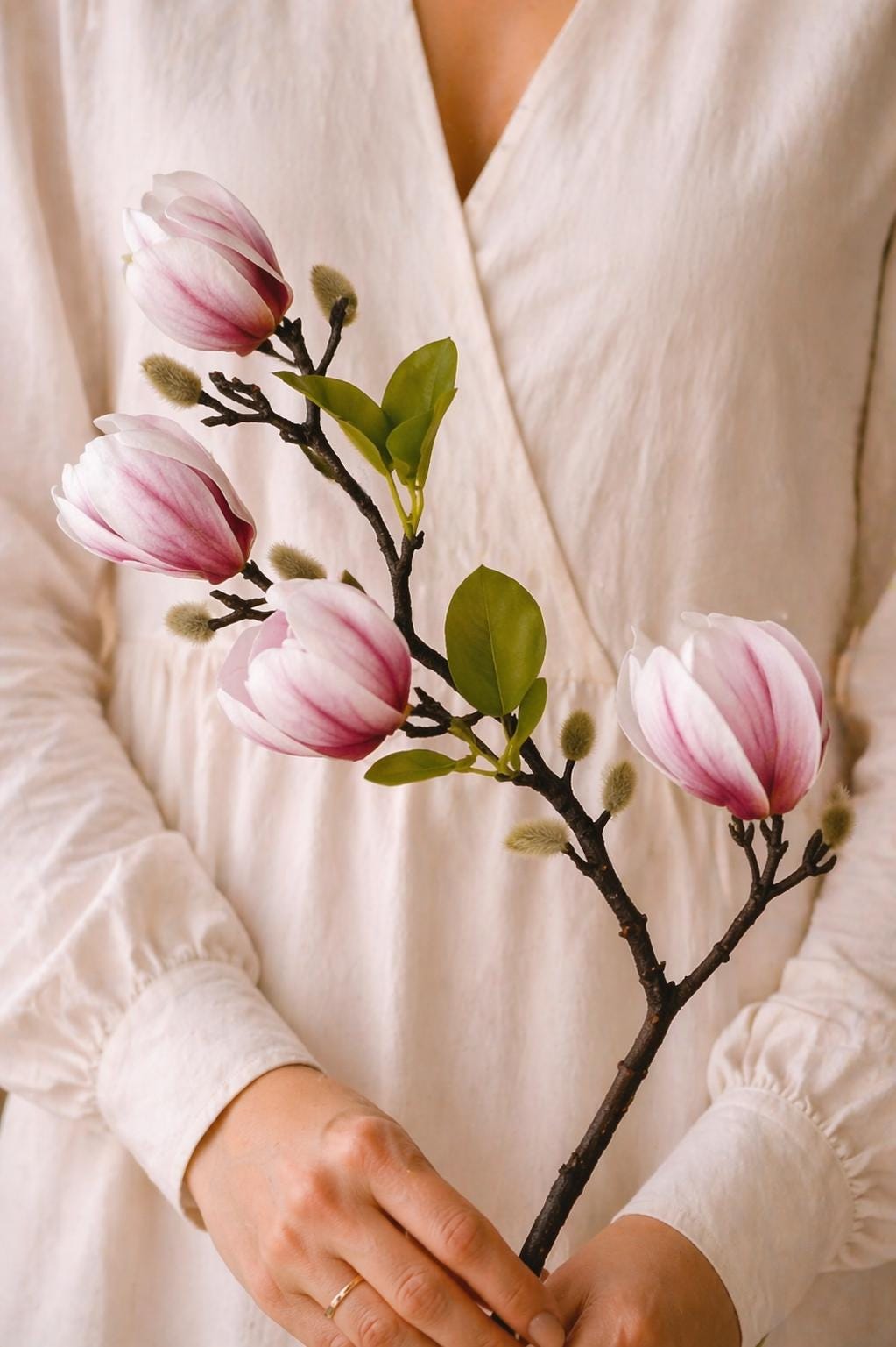 Real Touch Silk Magnolia Flowers | Lifelike Artificial Bouquet for Home Decor